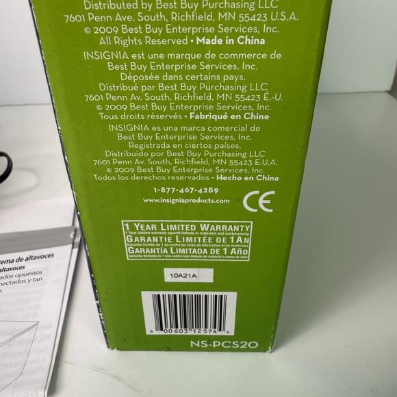 Insignia Powered Wired NS-PCS20 Set of 2 Black Computer Speakers - Picture 6 of 9